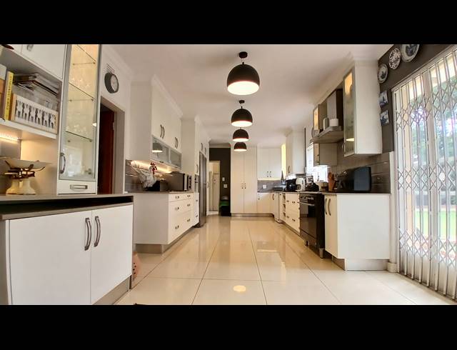 4 BEDROOM FREESTANDING FOR SALE IN QUELLERINA